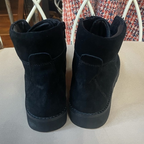 NEW Corso Como Suede Wyndy‎ Bootie Black Size 7.5 - Picture 6 of 8